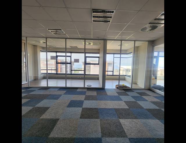 367M² OFFICE TO LET IN UMHLANGA RIDGE